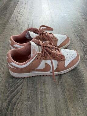 Nike Rose Whisper Dunks Size 8